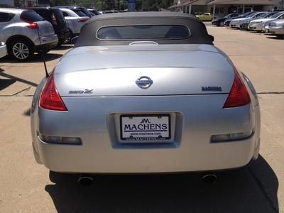 Touring Manual Convertible 3.5L CD 7 Speakers AM/FM radio Cassette Power windows, image 5