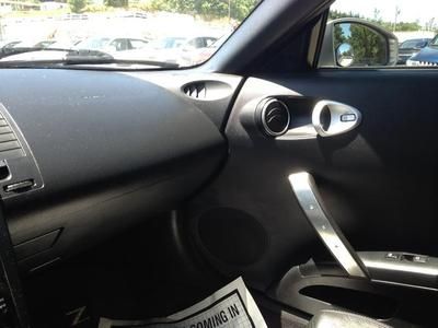 Touring Manual Convertible 3.5L CD 7 Speakers AM/FM radio Cassette Power windows, image 18