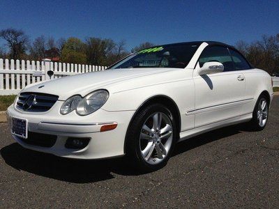 Convertible white with blue top clean carfax 80k like new