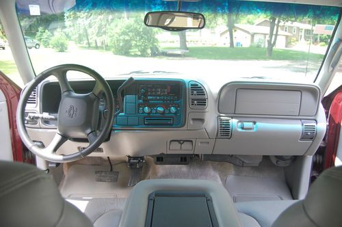 1999 Chevrolet Suburban C2500 36K miles no rust ever, US $8,750.00, image 8