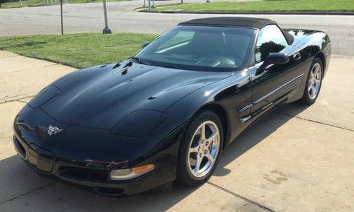 2003 chevrolet corvette convertible, 50th anniversary, triple black 14,690 miles