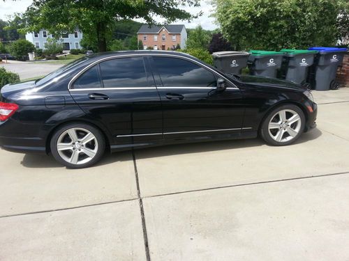 2010 mercedes-benz c300 4matic sport sedan 4-door 3.0l