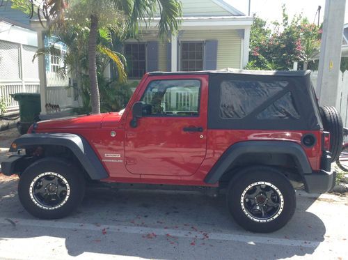 2012 jeep wrangler 4x4 sport with full warranty