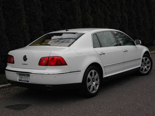 2004 volkswagen phaeton v8 sdn 4-door 4.2l rare white/beige all updates w12  888