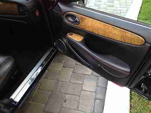 2002 Jaguar XJR-100 Limited Edition , 500 of these vehicles were made WORLDWIDE, image 18