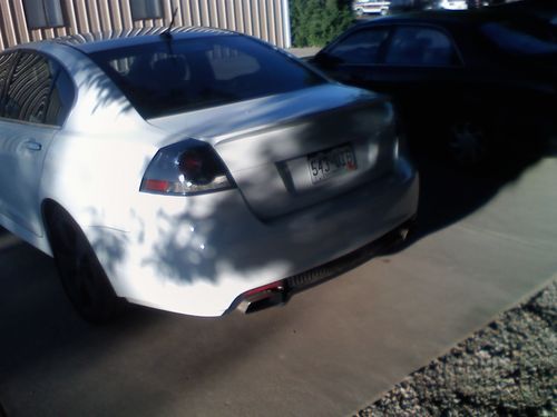 2008 pontiac g8 gt sedan 4-door 6.0l