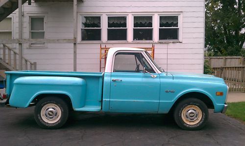 1969 chevrolet c-10 stepside pickup