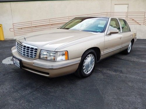 1997 cadillac sedan deville original 58,000 miles in beautiful orig condition !!