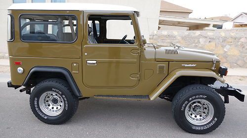 1976 landcruiser fj40, super nice, restored