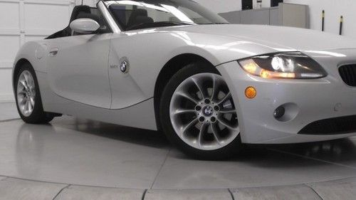 2005 bmw z4 2.5i  silver convertible manual transmission