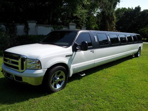 2002 ford excursion limited sport utility 5-door limo 6.8l