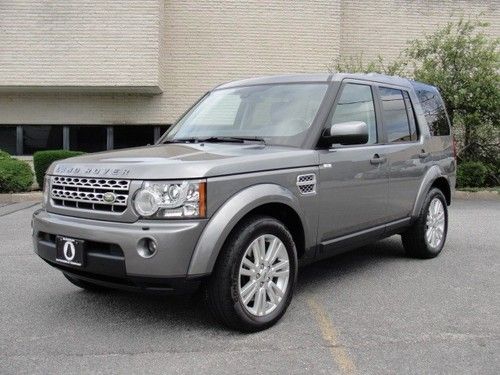 Beautiful 2010 land rover lr4 hse, loaded with options, just serviced