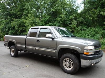 CHEVROLET SILVERADO 2500HD 4X4 5-SPEED MANUAL 65K FREE AUTOCHECK NO RESERVE, image 7