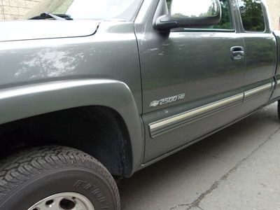 CHEVROLET SILVERADO 2500HD 4X4 5-SPEED MANUAL 65K FREE AUTOCHECK NO RESERVE, image 12
