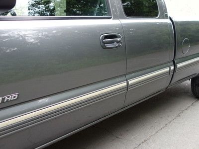 CHEVROLET SILVERADO 2500HD 4X4 5-SPEED MANUAL 65K FREE AUTOCHECK NO RESERVE, image 14