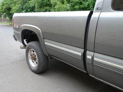 CHEVROLET SILVERADO 2500HD 4X4 5-SPEED MANUAL 65K FREE AUTOCHECK NO RESERVE, image 28