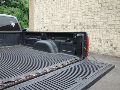 CHEVROLET SILVERADO 2500HD 4X4 5-SPEED MANUAL 65K FREE AUTOCHECK NO RESERVE, image 35