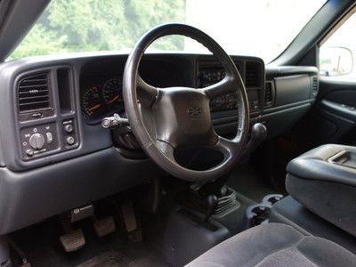 CHEVROLET SILVERADO 2500HD 4X4 5-SPEED MANUAL 65K FREE AUTOCHECK NO RESERVE, image 52