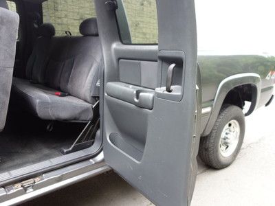 CHEVROLET SILVERADO 2500HD 4X4 5-SPEED MANUAL 65K FREE AUTOCHECK NO RESERVE, image 55