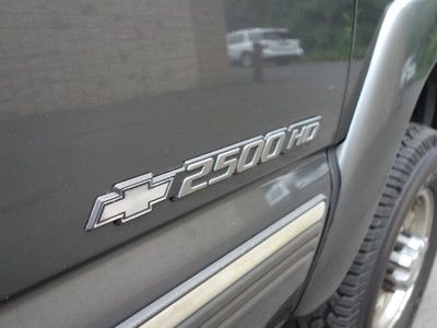 CHEVROLET SILVERADO 2500HD 4X4 5-SPEED MANUAL 65K FREE AUTOCHECK NO RESERVE, image 67