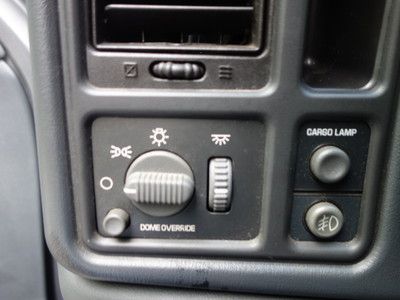 CHEVROLET SILVERADO 2500HD 4X4 5-SPEED MANUAL 65K FREE AUTOCHECK NO RESERVE, image 81