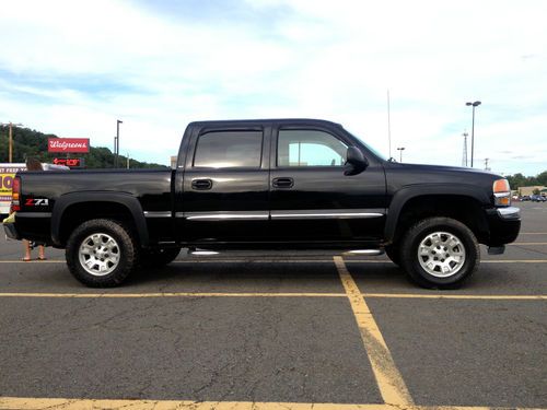 2005 gmc sierra 1500 slt crew cab pickup 4-door 5.3l loaded leather