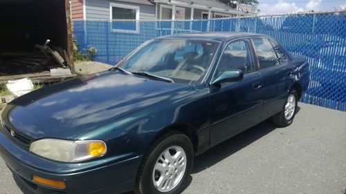 1996 toyota camry le sedan 4-door 2.2l