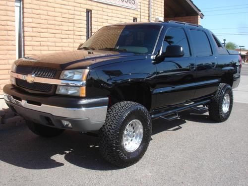 2004 chevy avalanche 4x4 lifted like new !!!!!!!!!!