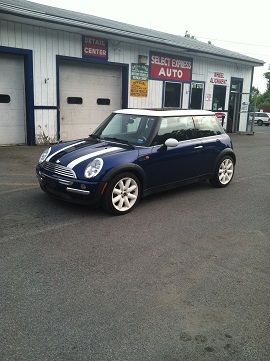 2003 mini-cooper 2 door hatchback 5 speed leather interior 108,xxx miles