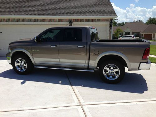 2009 dodge ram laramie crew hemi 57k leveled new nitto tires