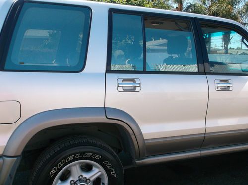 2002 Isuzu Trooper, NO RESERVE, image 13