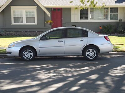 2004 saturn ion level 2 one owner 30 mpg free shipping