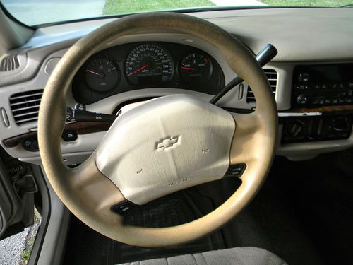 2005 Chevrolet Impala Base Sedan 4-Door 3.8L, image 11