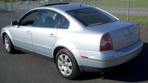 2001 volkswagon passat glx ( v6 loaded). ....mechanics special