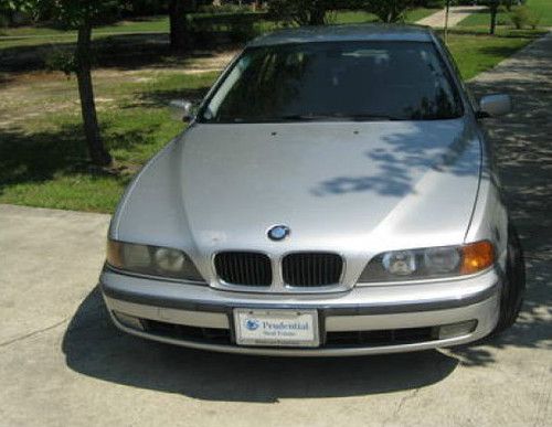 2000 bmw 528i in good condition