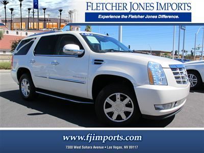 ****2009 cadillac escalade with nice options, very clean inside and out****