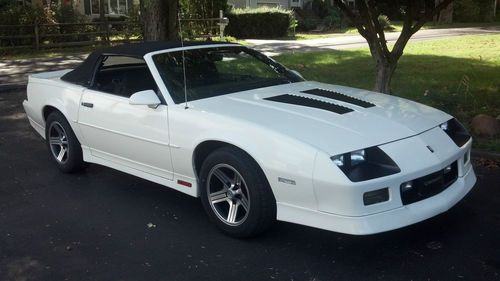 1988 chevrolet camaro iroc z28 convertable fuel injected dz 302 5 speed manual, US $8,500.00, image 3
