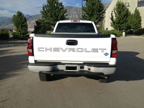 2006 Chevy 2500 HD Bi-Fuel Natural Gas (CNG), image 4