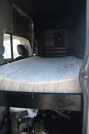 Auto hauling, cummins, peterbilt sleeper, manual trans, 187k, great power