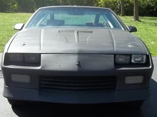 1985 chevrolet camaro w/roll cage, bucket seats, t tops