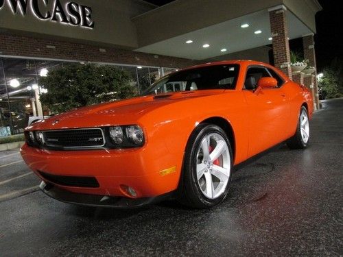 2010 challenger srt8 navigation 6 speed moonroof