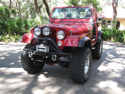 Show quality professional frame-off restored 1980 jeep cj7