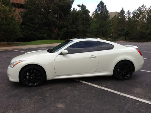 Infiniti g37s sport 2008 white on black, bose, tint, 19" powdercoated rims