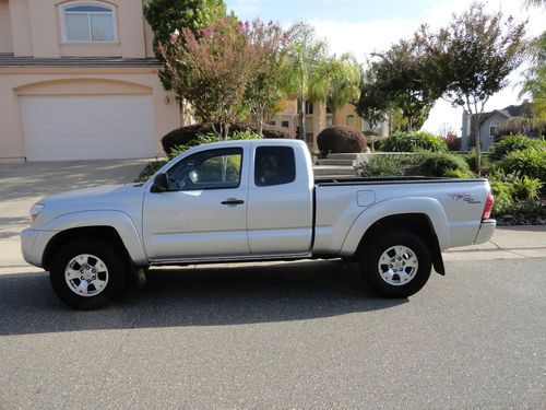2005 toyota tacoma pre runner extended cab pickup 3-door 4.0l trd