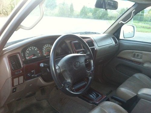 2002 Toyota 4Runner SR5 Sport Utility 4-Door 3.4L, US $3,800.00, image 4