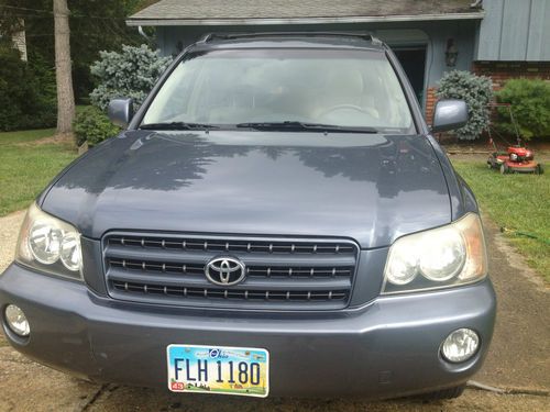 97k toyota highlander v6 fwd + 4 snow tires - blue stone