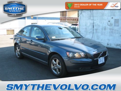 All wheel drive, clean, pre-owned, one owner, heated seats, moonroof