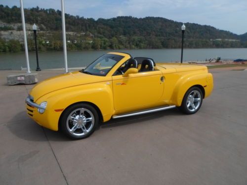 Sling shot yellow carfax certified black interior power convertible