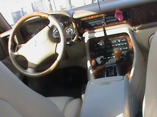 JAGUAR XJR6 SUPER CHARGED CAR WELL KEPT LOW MILEAGE CLEAN TITLE CALIFORNIA CAR, image 11