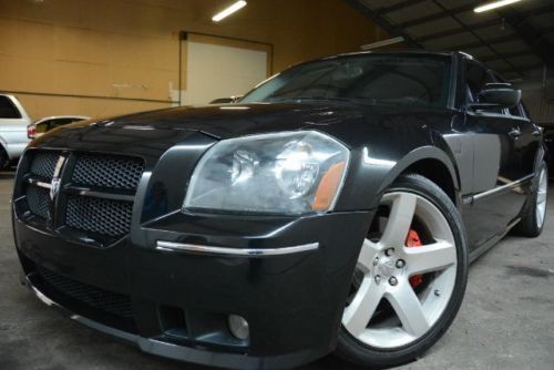 Dodge magnum srt8 06 leather/swede nav xtra clean! loaded must see!!